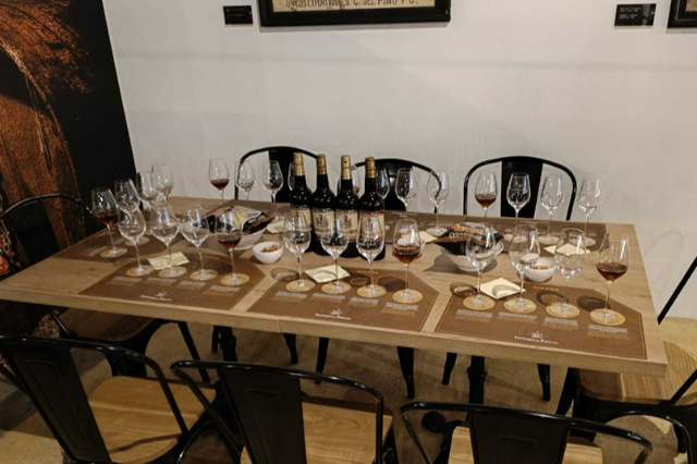 Cata de vinos en Sevilla